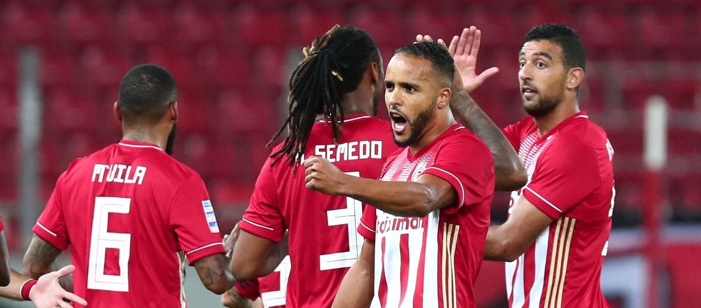 Ελληνικό πρωτάθλημα: Προχωρά σε έξι ανανεώσεις συμβολαίων ο Ολυμπιακός